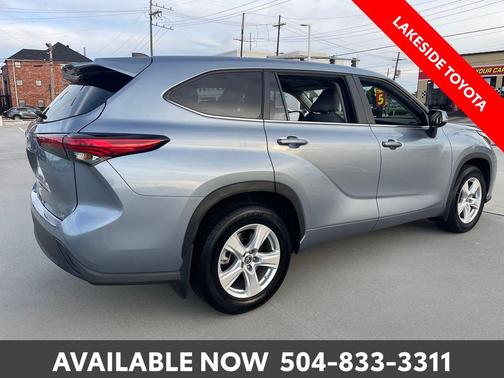 2023 Toyota Highlander LE