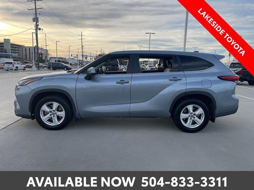 2023 Toyota Highlander LE