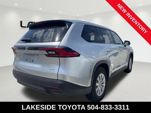 Celestial Silver Metallic 2025 Toyota Grand Highlander XLE