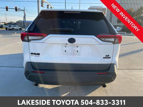 2021 Toyota RAV4 Hybrid LE