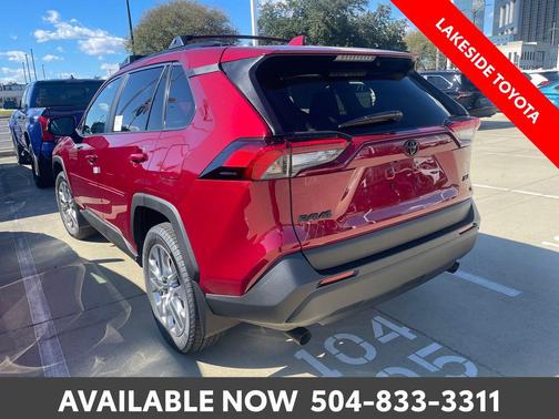 2025 Toyota RAV4 XLE Premium