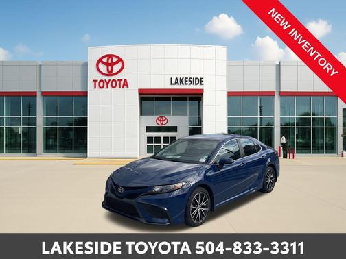 2024 Toyota Camry SE