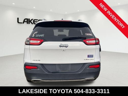 Bright White Clearcoat 2015 Jeep Cherokee Limited