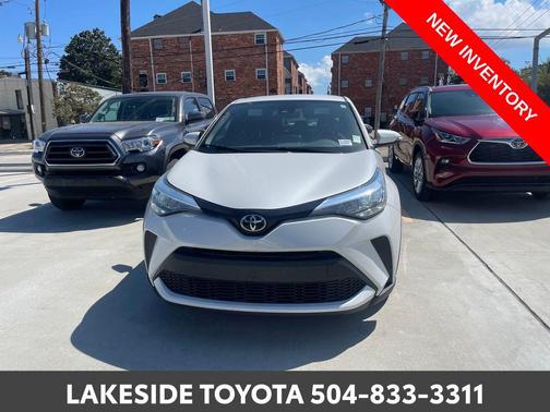 2022 Toyota C-HR XLE