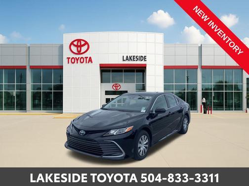 2024 Toyota Camry Hybrid LE