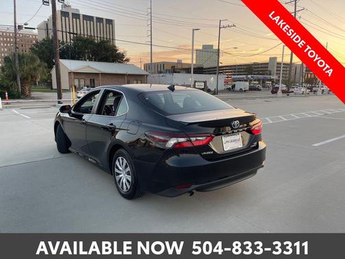 2024 Toyota Camry Hybrid LE