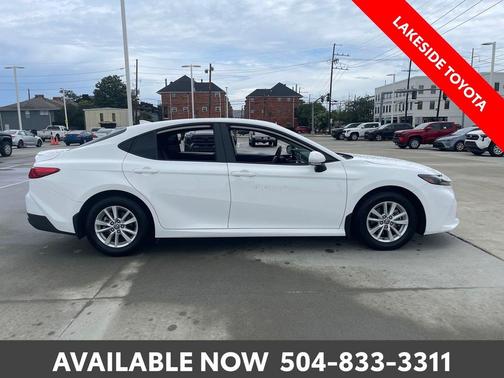 Ice Cap 2025 Toyota Camry LE