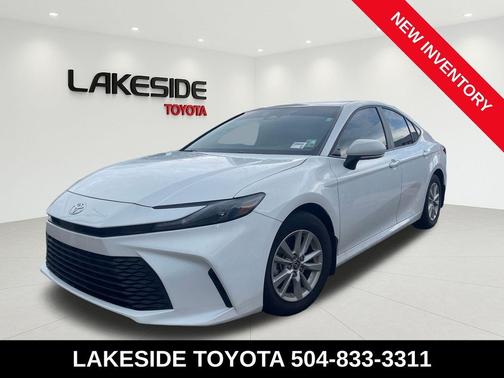 Ice Cap 2025 Toyota Camry LE