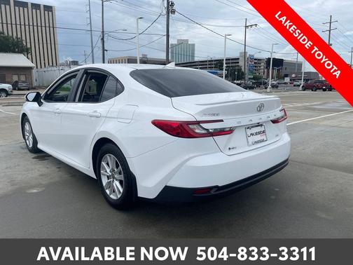 Ice Cap 2025 Toyota Camry LE