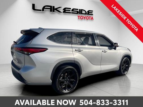 2022 Toyota Highlander L
