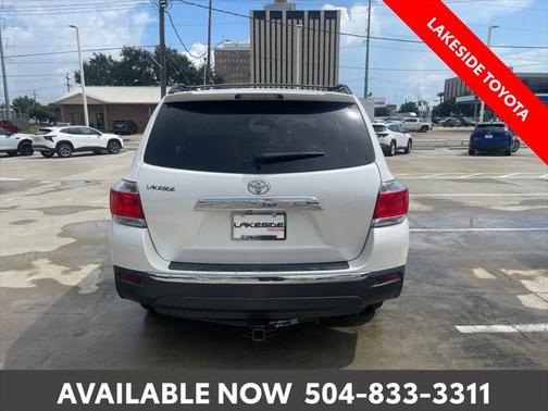 2013 Toyota Highlander SE