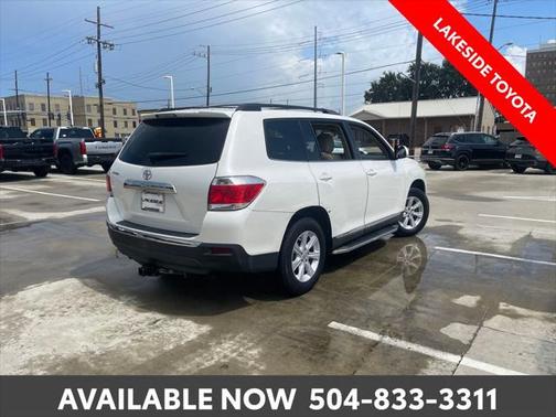 2013 Toyota Highlander SE