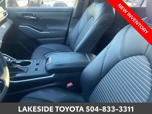 2024 Toyota Highlander XSE