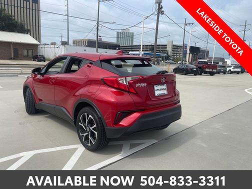 2022 Toyota C-HR XLE