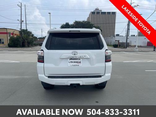 Super White 2017 Toyota 4Runner SR5