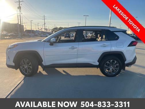 2025 Toyota RAV4 Hybrid XLE Premium