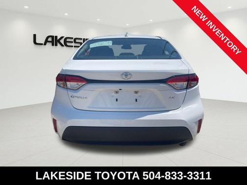 Ice Cap 2024 Toyota Corolla LE