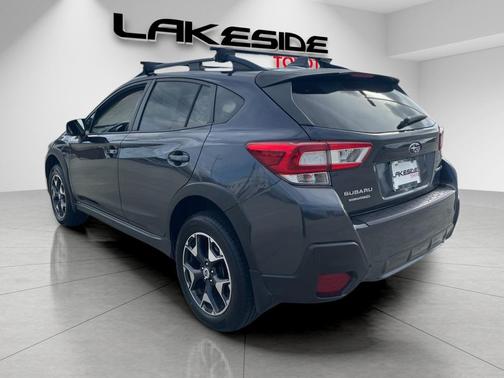 Dark Gray Metallic 2018 Subaru Crosstrek 2.0i Premium