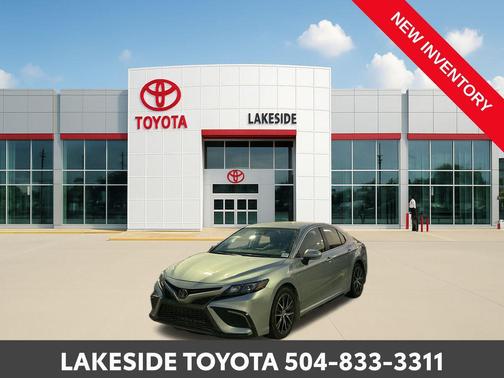 2024 Toyota Camry SE