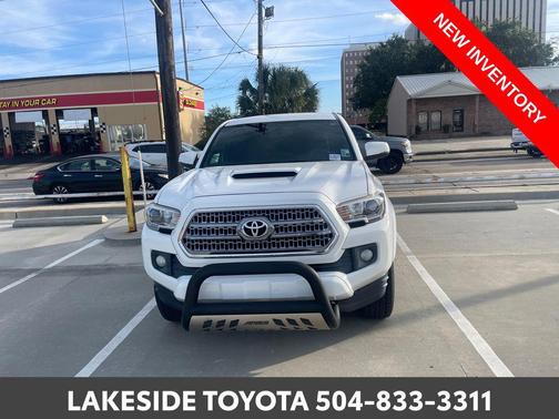 2017 Toyota Tacoma TRD Sport