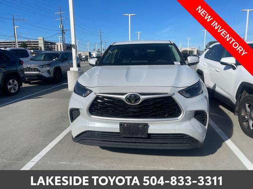 2022 Toyota Highlander L
