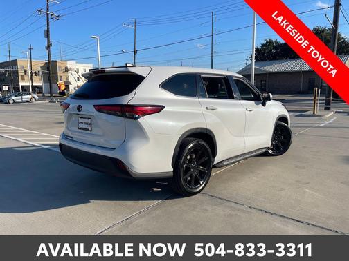 2022 Toyota Highlander L