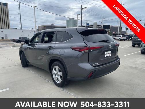 2024 Toyota Highlander LE