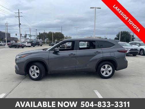 2024 Toyota Highlander LE