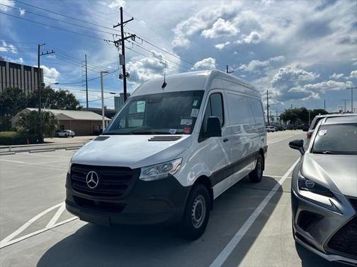 2023 Mercedes-Benz Sprinter 2500 Standard Roof