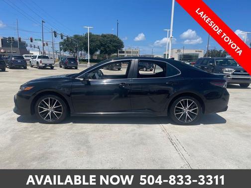 Midnight Black Metallic 2024 Toyota Camry SE