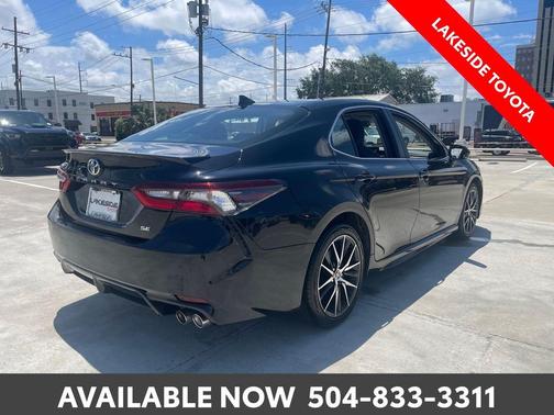 Midnight Black Metallic 2024 Toyota Camry SE