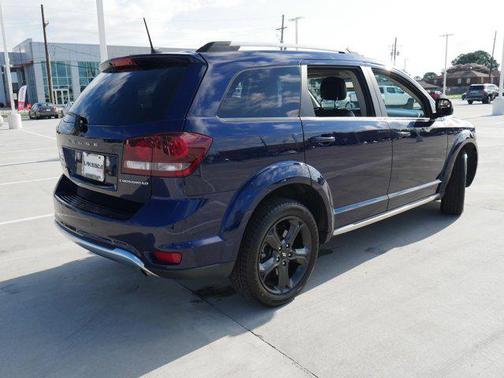 Contusion Blue Pearlcoat 2020 Dodge Journey Crossroad
