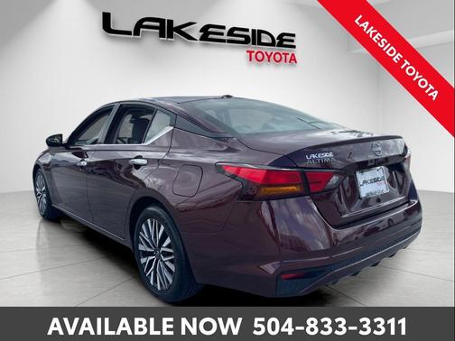 Garnet Pearl 2024 Nissan Altima 2.5 SV