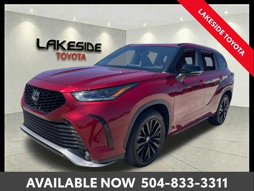 Ruby Flare Pearl 2023 Toyota Highlander XSE