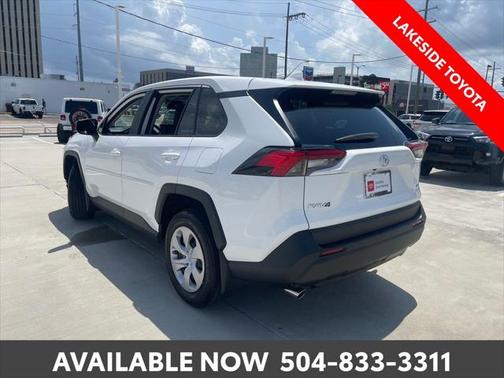 2023 Toyota RAV4 LE