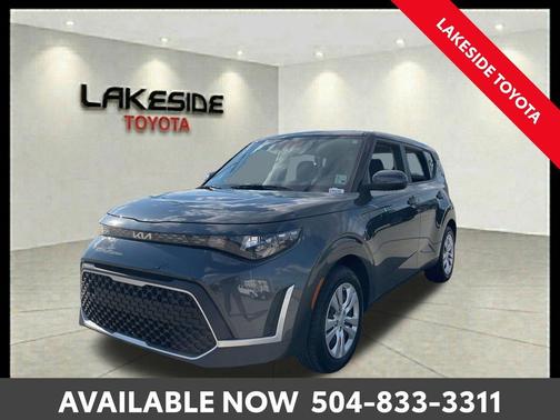 Gravity Gray 2023 Kia Soul LX
