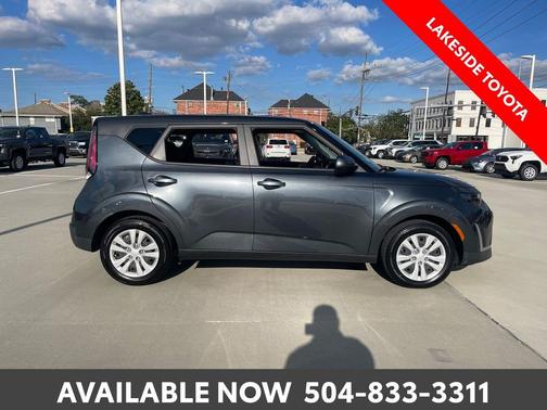 Gravity Gray 2023 Kia Soul LX
