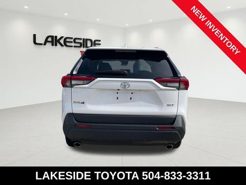 Ice Cap 2024 Toyota RAV4 XLE