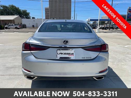 Iridium 2022 Lexus ES 350 Base
