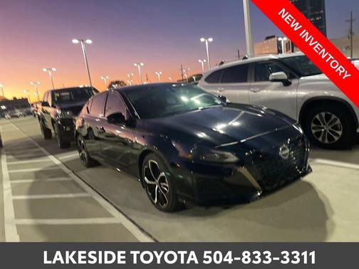 2023 Nissan Altima SR FWD