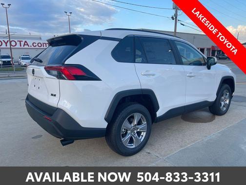 2025 Toyota RAV4 XLE