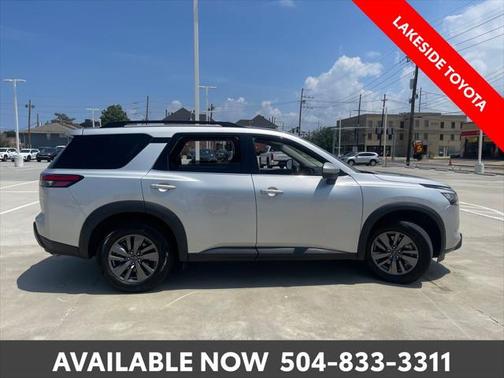2024 Nissan Pathfinder SV FWD