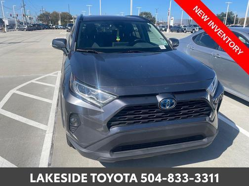 2021 Toyota RAV4 Hybrid XLE