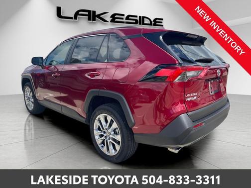 2025 Toyota RAV4 XLE Premium