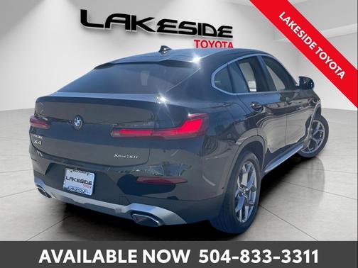 2022 BMW X4 xDrive30i