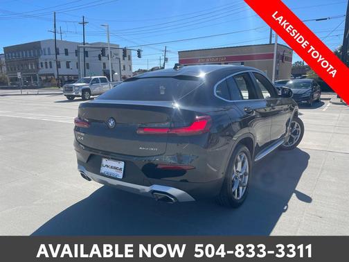 2022 BMW X4 xDrive30i