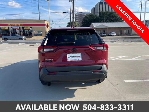 2023 Toyota RAV4 LE
