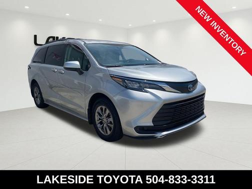 Celestial Silver Metallic 2024 Toyota Sienna LE