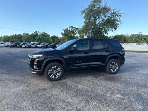 Mosaic Black Metallic 2026 Chevrolet Equinox 1LT