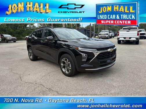 Mosaic Black Metallic 2025 Chevrolet Trax LT